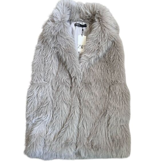 ZARA Faux Fur Vest in Beige - XS-S - Picture 5 of 7